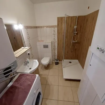 Apartament Baltic 2 / Pokoje アパート シフィノウイシチェ